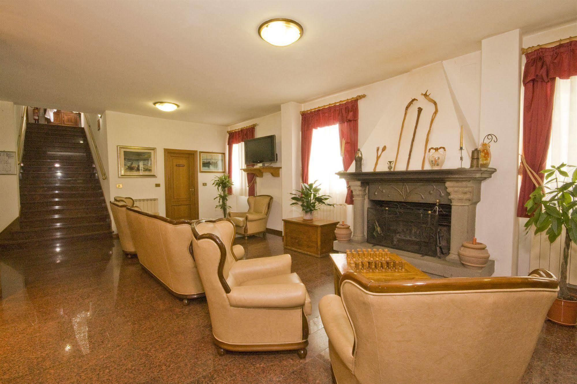 Hotel Del Lago Cavriglia Exterior photo