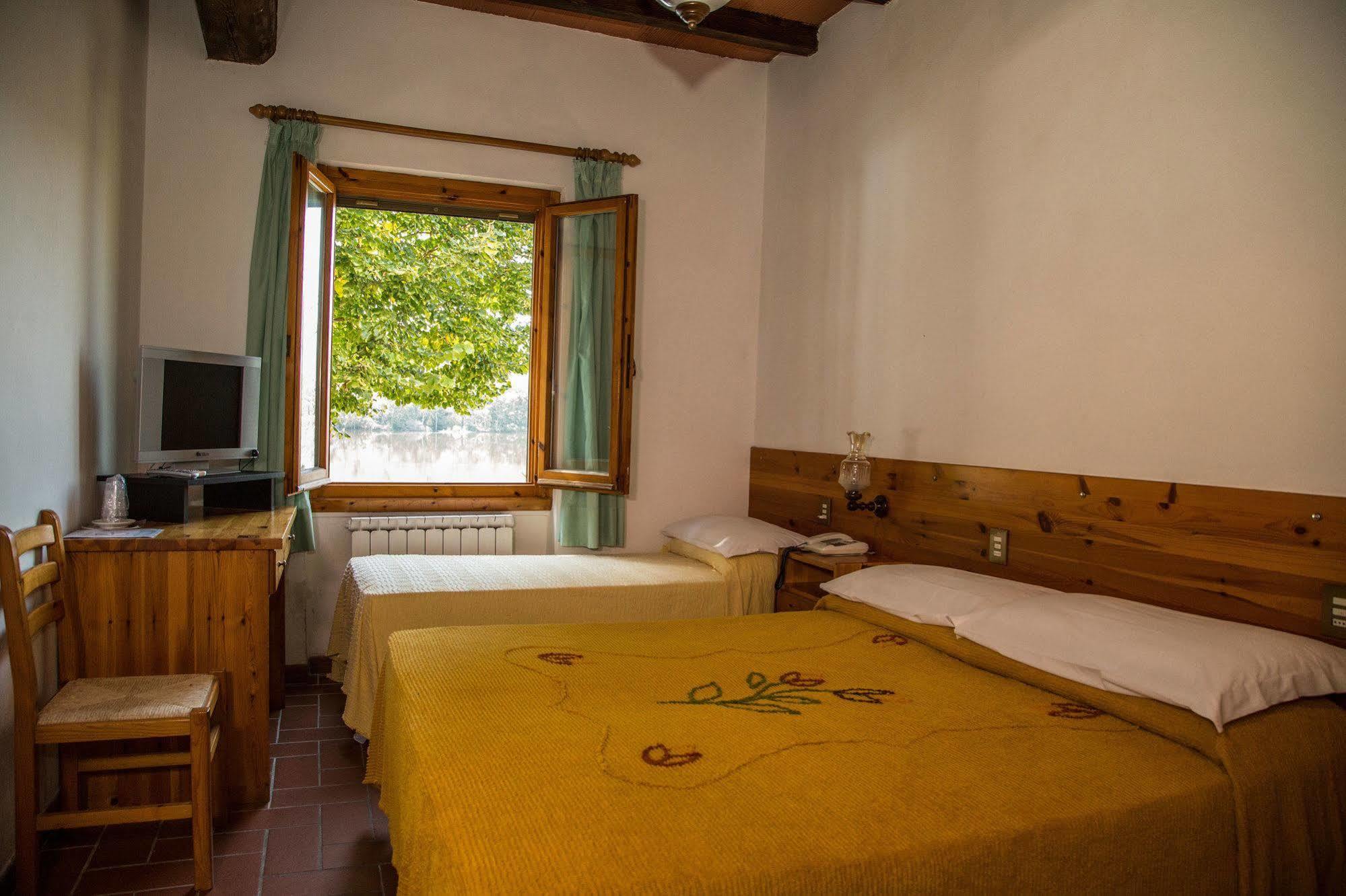 Hotel Del Lago Cavriglia Exterior photo
